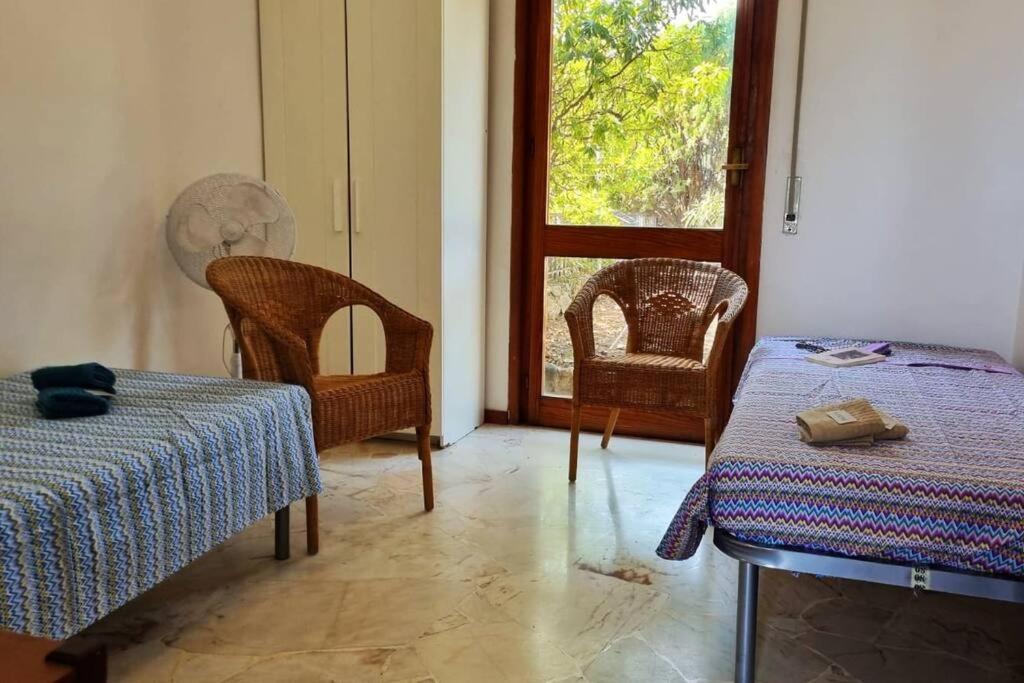 Casa Con Giardino: Varazze Luaran gambar