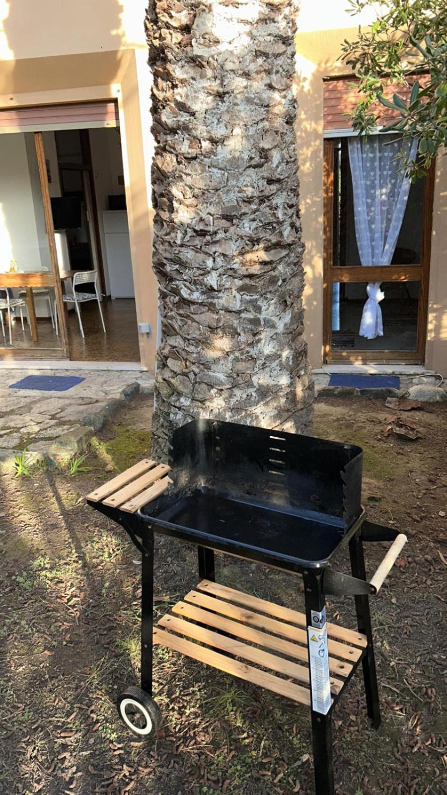 Casa Con Giardino: Varazze Luaran gambar